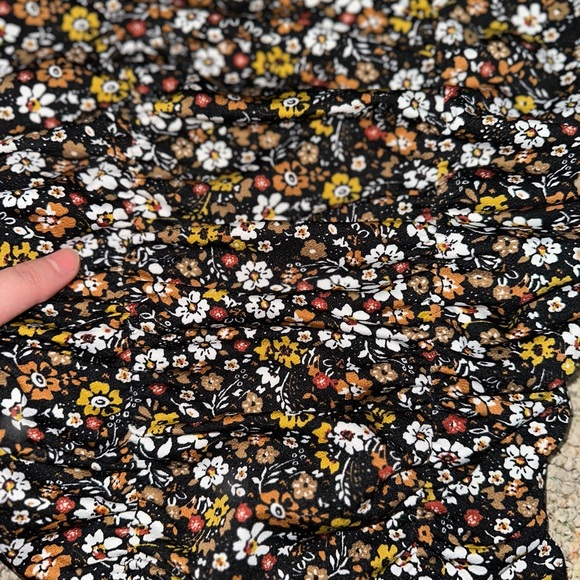 Top - Picture 4 of 5